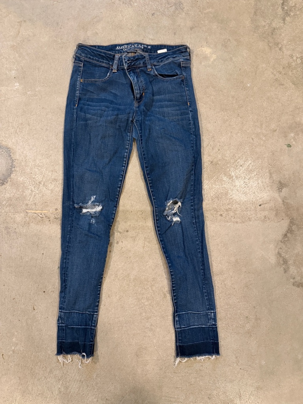 American Eagle Outfitters Medium-Dark Blue Ripped Skinny Jeans for Women